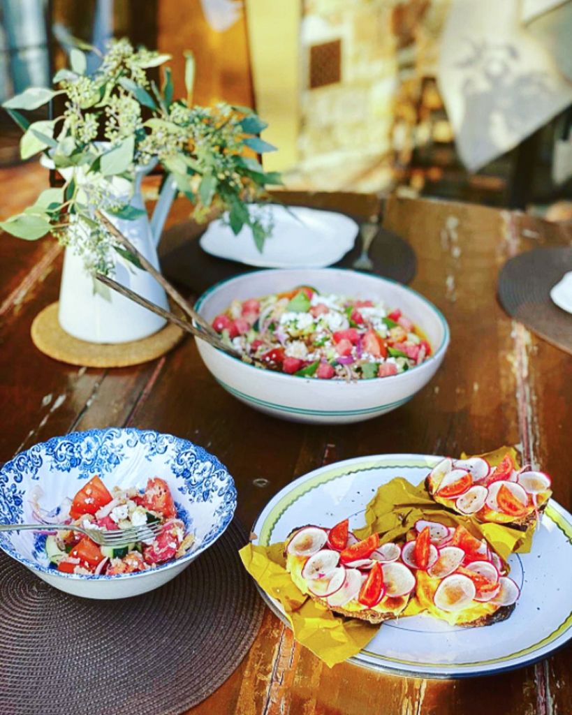 Recept Panzanella šalát s fetou a červeným melónom na Gastromenu.sk