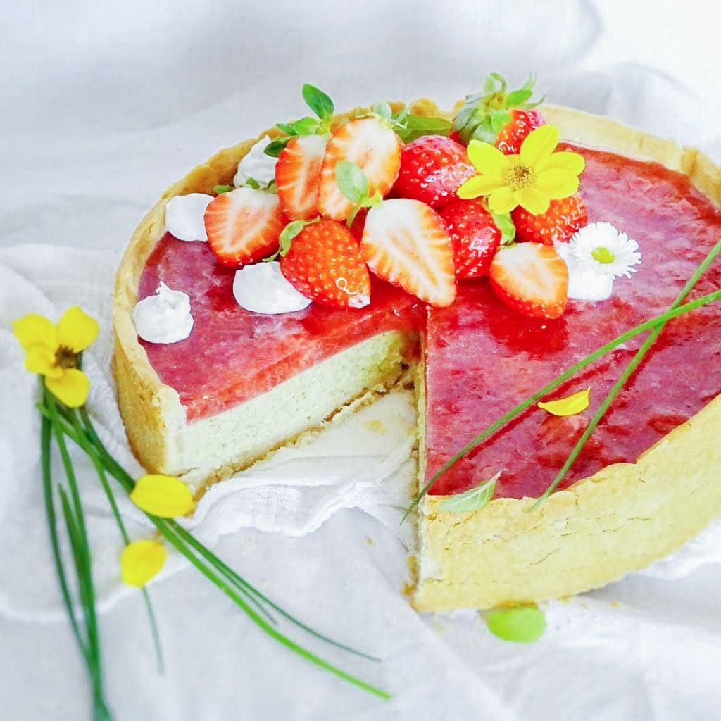 Recept Cheesecake so špenátom a jahodami (bez lepku) na Gastromenu.sk