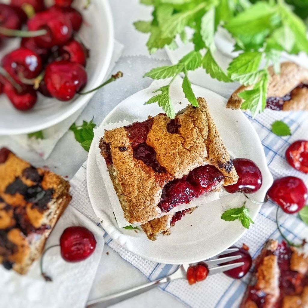 Recept Čerešňová bublanina (bez lepku, bez laktózy, bez cukru) na Gastromenu.sk